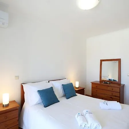 T2-neville's House F Apartman