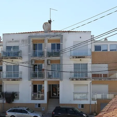T2-neville's House F Apartman Nazaré